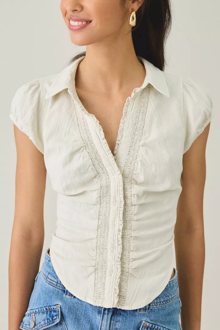 UO Brynn Textured Puff Sleeve Button-Down Shirt | Urban Outfitters (US and RoW)