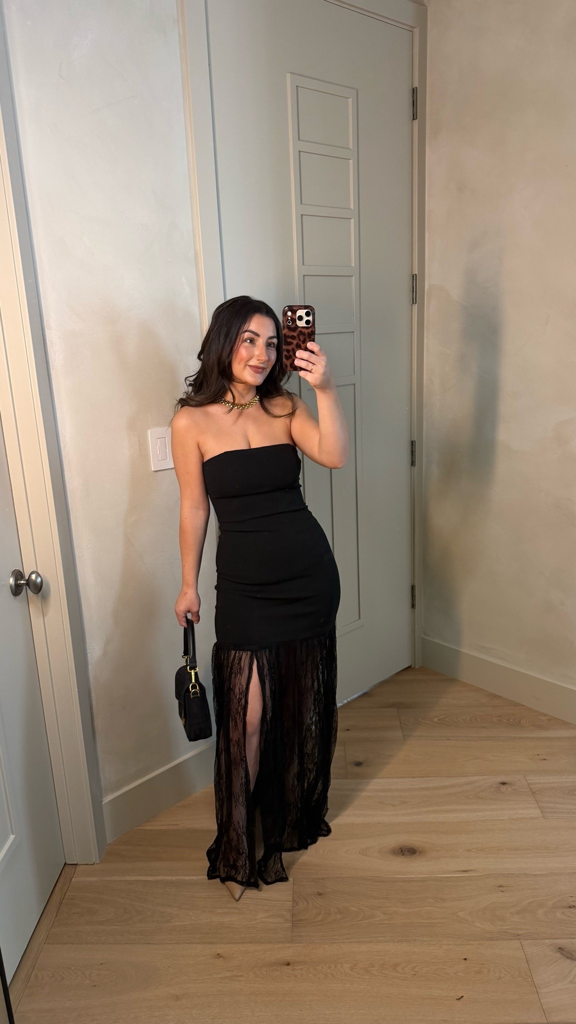 Chic dress, perfect for a special evening out! Size small (5'0" 135lbs)

#LTKootd #LTKPetite #LTKWedding
