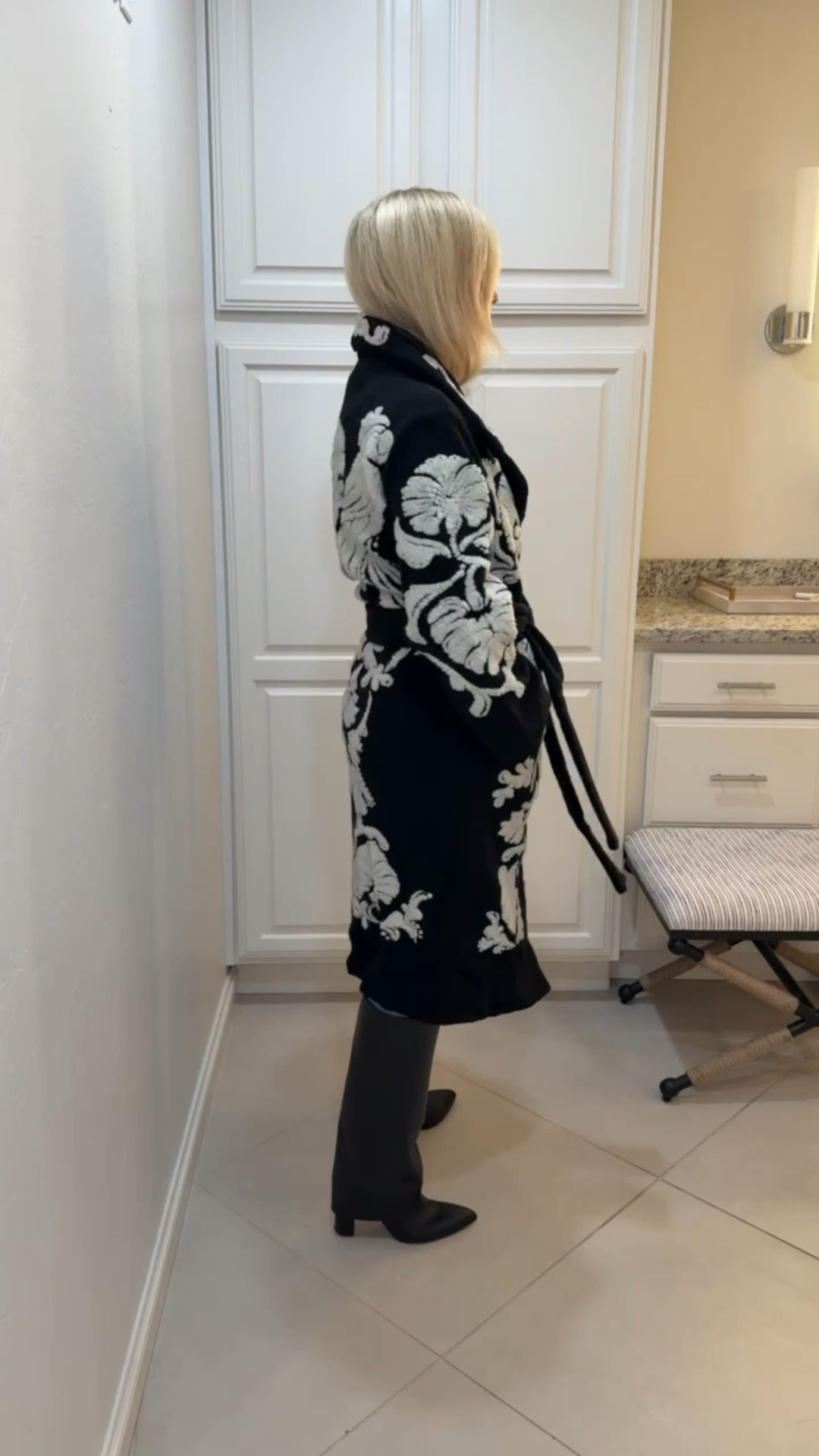 This year’s version of last year’s Farm Rio coat is EVEN BETTER!!
Winter Outfit 