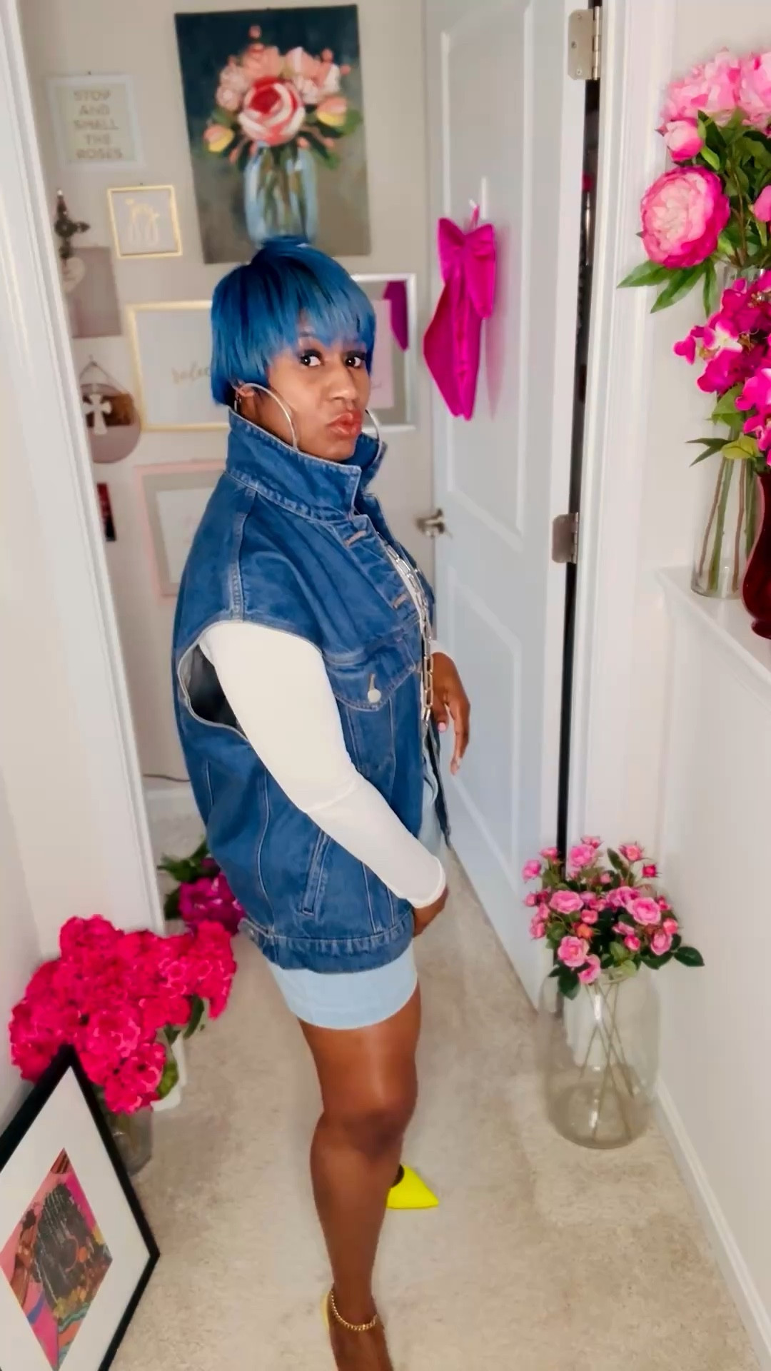 Elevated Casual Look 💙 | Denim + Pop of Color

This is how I like to keep things simple… but still make a statement 💙

A neutral base + denim always works, but adding a pop of color with the heels? That’s what takes it from basic to intentional ✨

You don’t need a whole new wardrobe—just pieces that work together.

And y’all know I’m always going to choose confidence over complicated.

#LTKStyle #ElevatedCasual #DenimStyle #PopOfColor #EffortlessStyle #ConfidenceInStyle #LTKFinds #SpringStyle #FashionOver30


#LTKootd #LTKPetite #LTKvlog