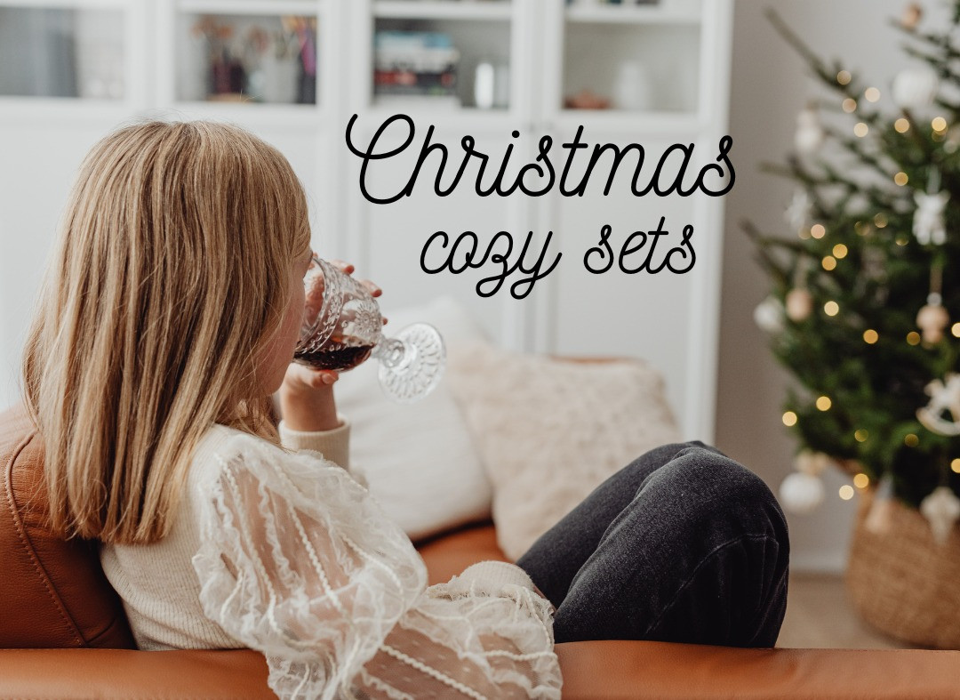 If you're looking for some cozy Christmas sets, I got you covered. These are a few of my favorites! 

 

#LTKHoliday #LTKSeasonal #LTKStyleTip