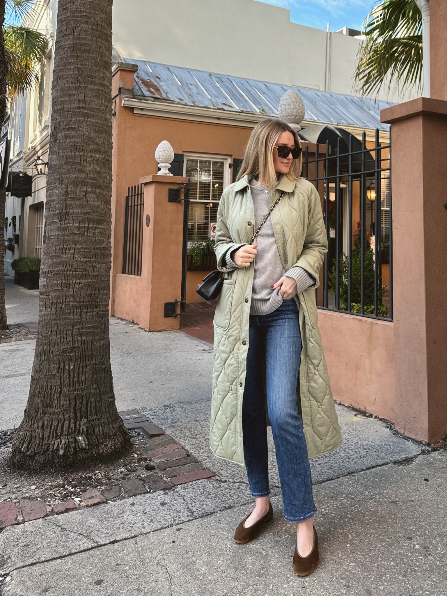 Winter outfit in Charleston. Sweater on sale!

Jenni kayne, Sezane 

#LTKMostLoved