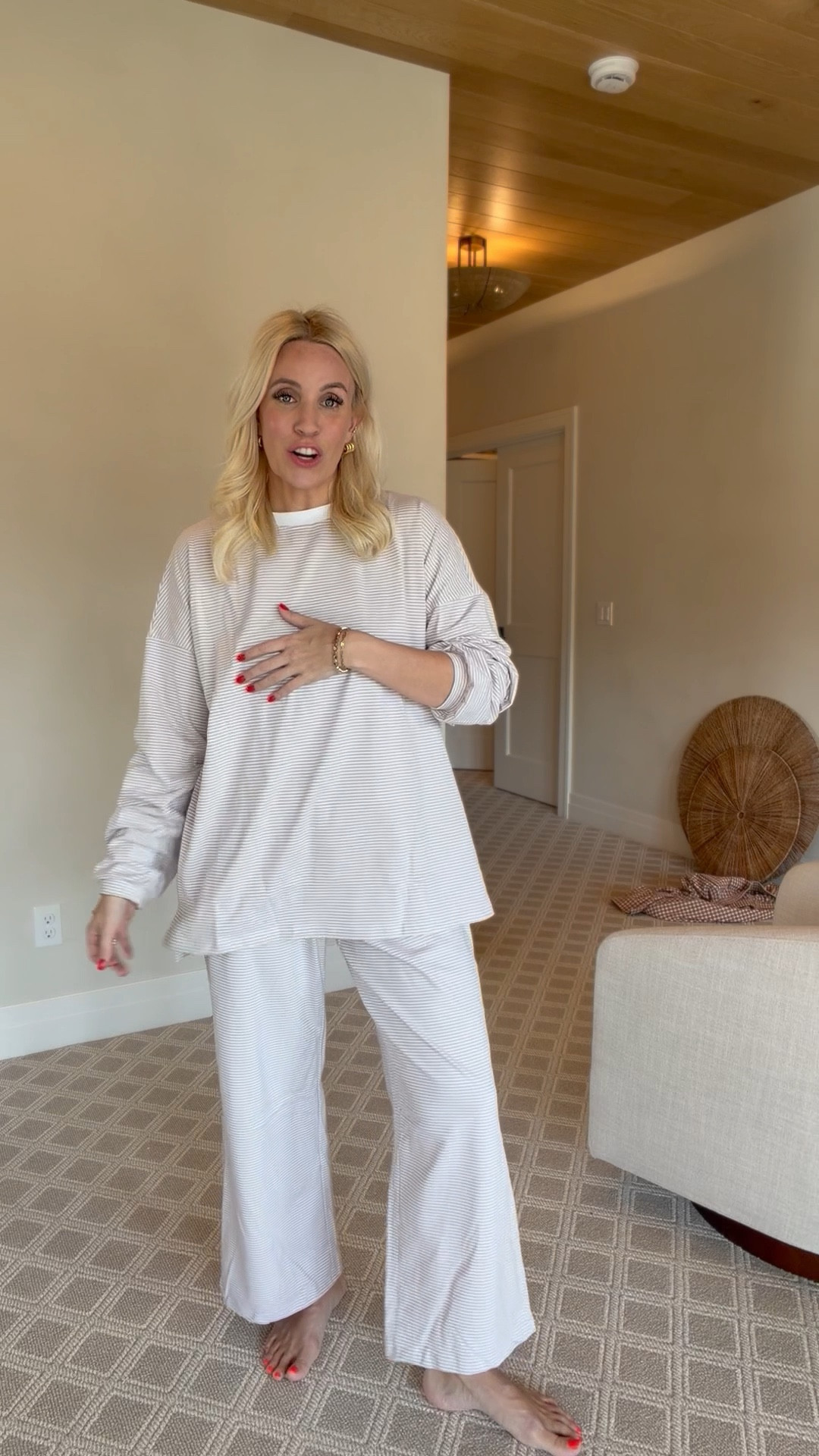 This is Amazon’s version of that viral set and I love it! It comes in tons of color options too! I did a size medium! 

#LTKgrwm #LTKootd #LTKdayinmylife