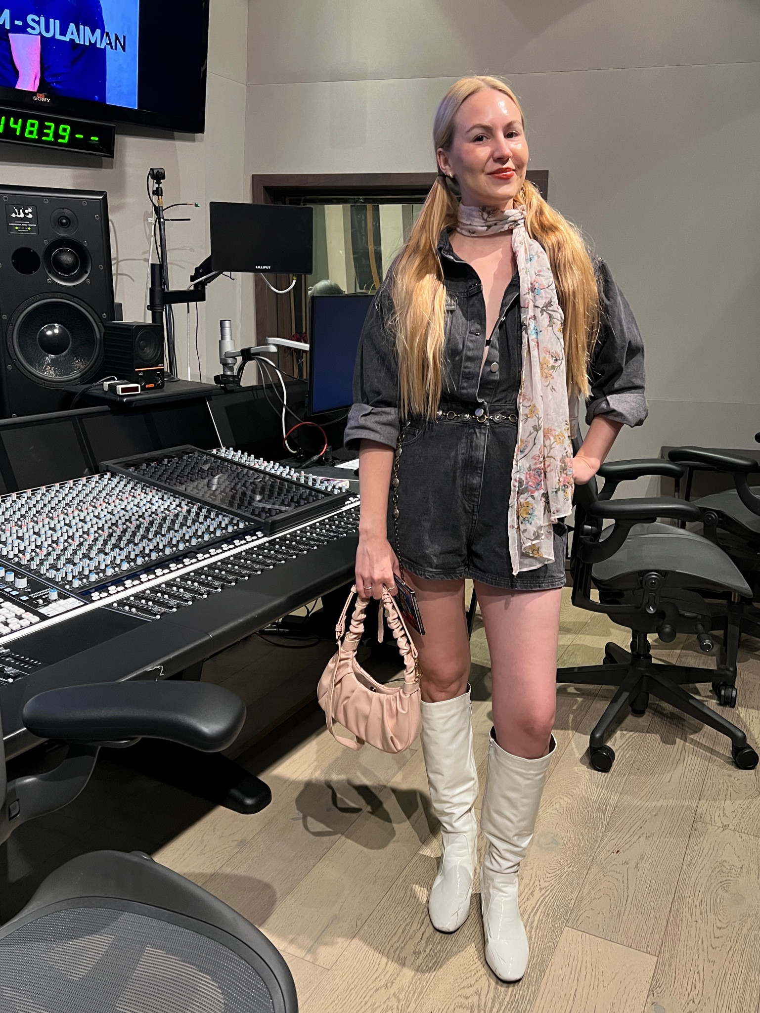 every little thing she does is magicK 👧🏼👖🎛️💿🎶 

#LTKfindsunder100 #LTKstyletip #LTKtravel