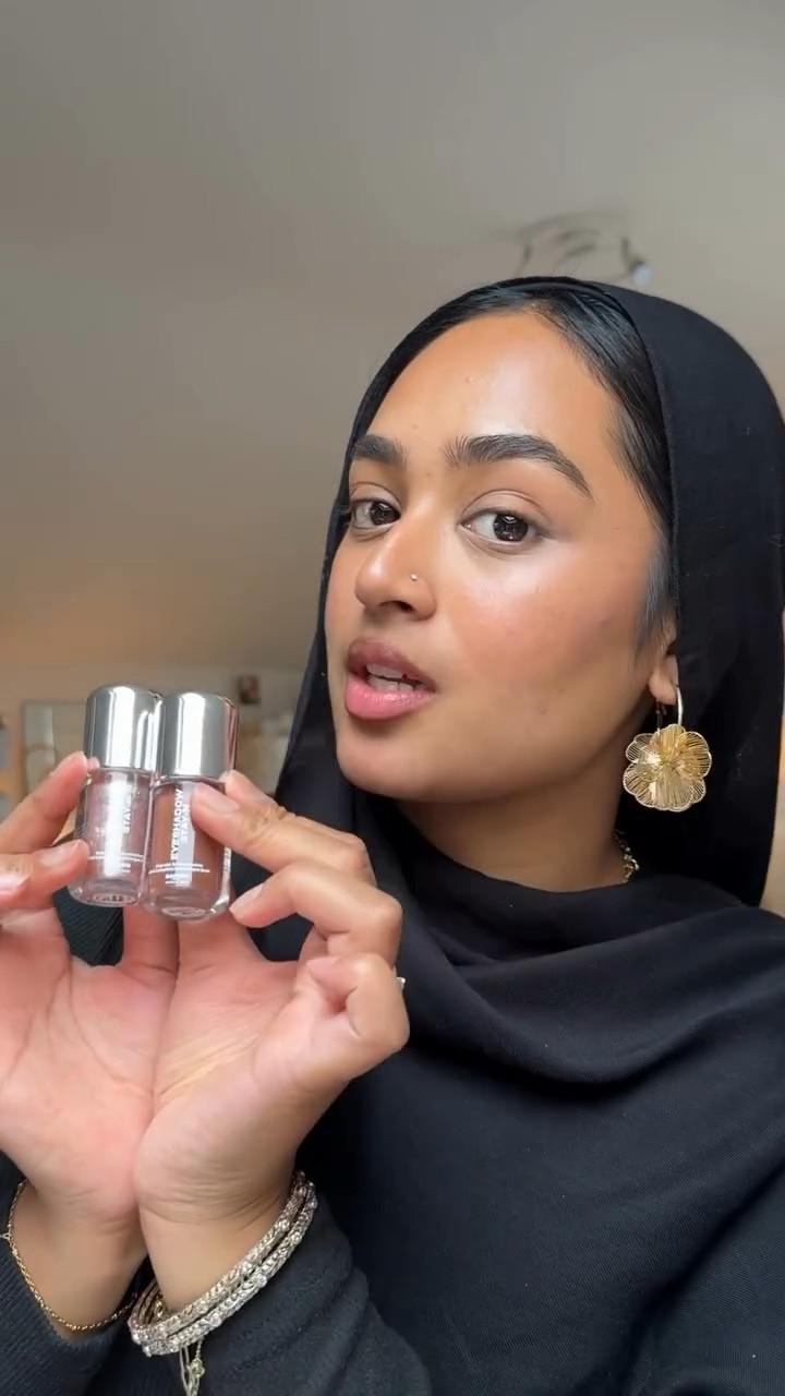 If you’re always on the go like me then these @sacheubeauty eye stains will come in so handy! Look at how they blend so easily ✨ 

You can find these shades in my LTK 🤍 

#makeuptip #makeuphack #busygirlbeauty #busygirlhack #makeup #browngirlmakeup #grwm #eyemakeup #sacheubeauty #thatgirl