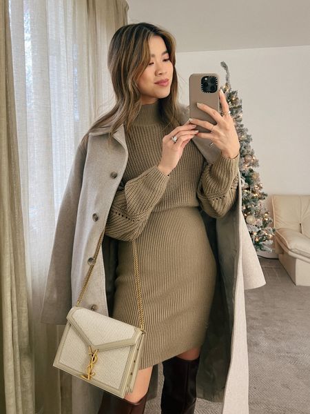 Revolve brown long-sleeved sweater dress layered under a long double-breasted coat with Walmart knee-high brown boots!
 
Top: XXS/XS
Bottoms: 00/0
Shoes: 6

#winter
#winteroutfits
#winterfashion
#winterstyle
#holiday
#giftsforher
#walmart
#kneehighboots
#revolve 
#madewell


#LTKstyletip #LTKHoliday #LTKSeasonal