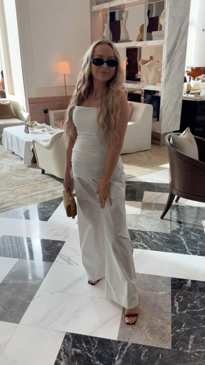 My aquarium outfit 🤍🐟🐠🐡 Love this white set 

#LTKFamily #LTKTravel #LTKStyleTip