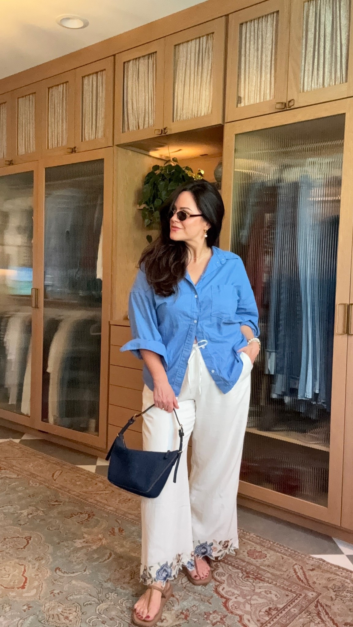 Easy summer outfit inspo! These linen pants are the moment🤍💙

#LTKootd #LTKMidsize #LTKSeasonal