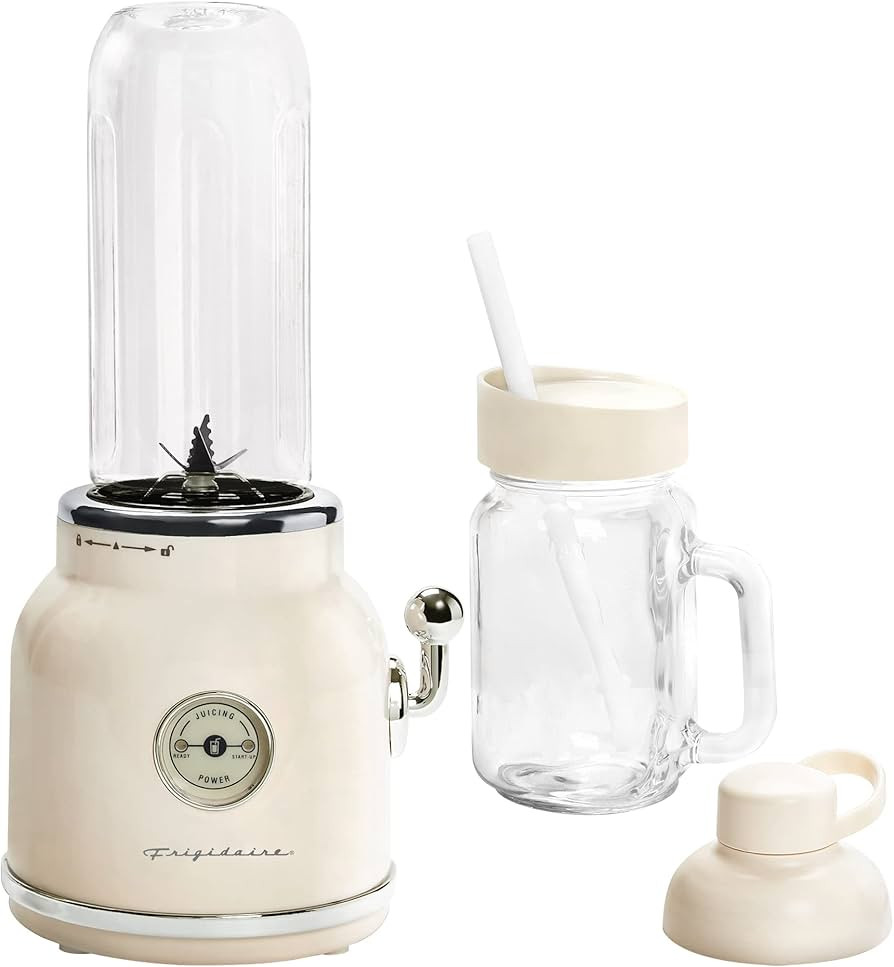 FRIGIDAIRE ESMM100-CREAM Retro Smoothie Maker Blender with Mason Jar, Perfect for Shakes and Smoo... | Amazon (US)
