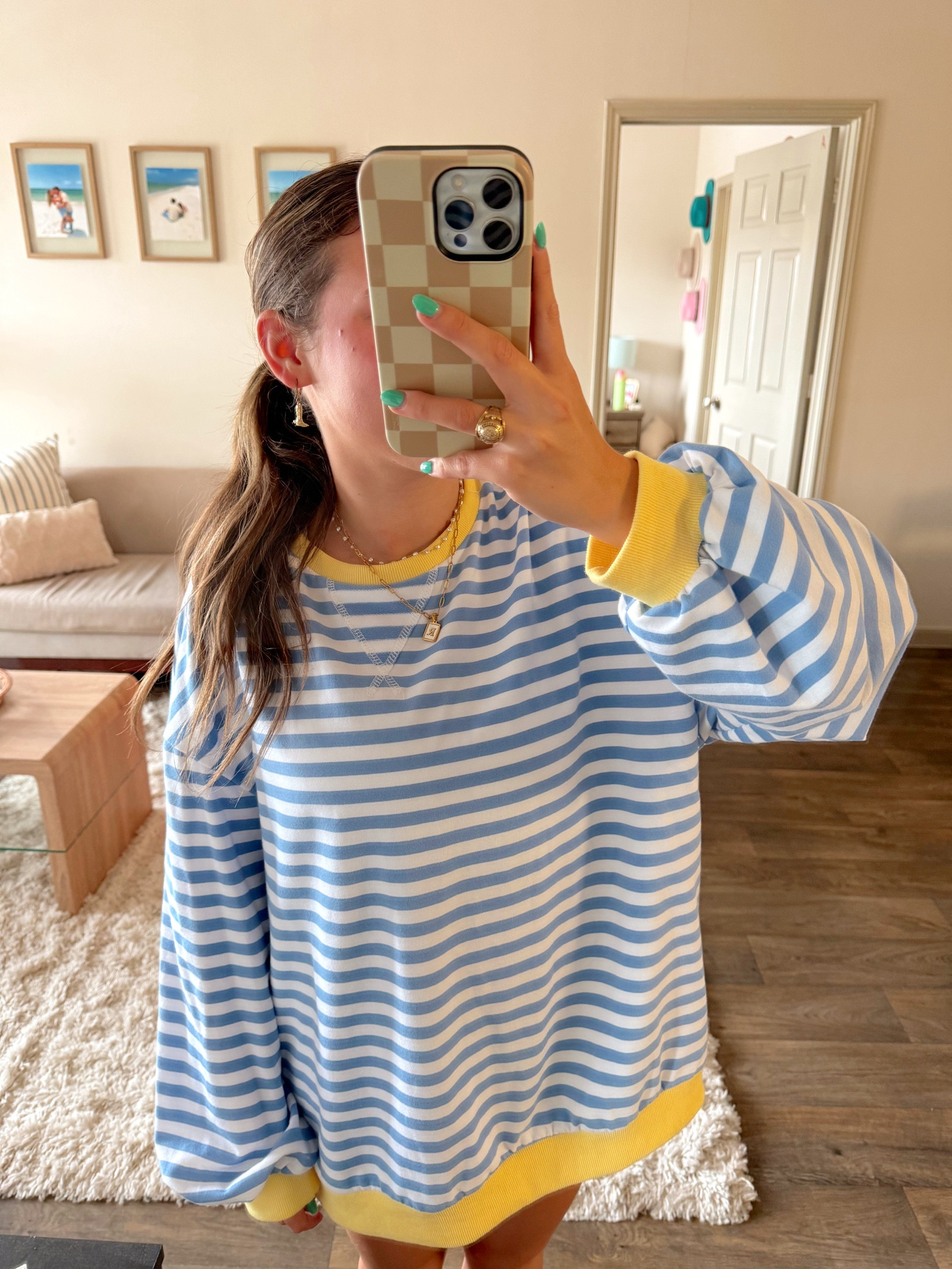 fp lookalike
wearing a medium for an oversized look
