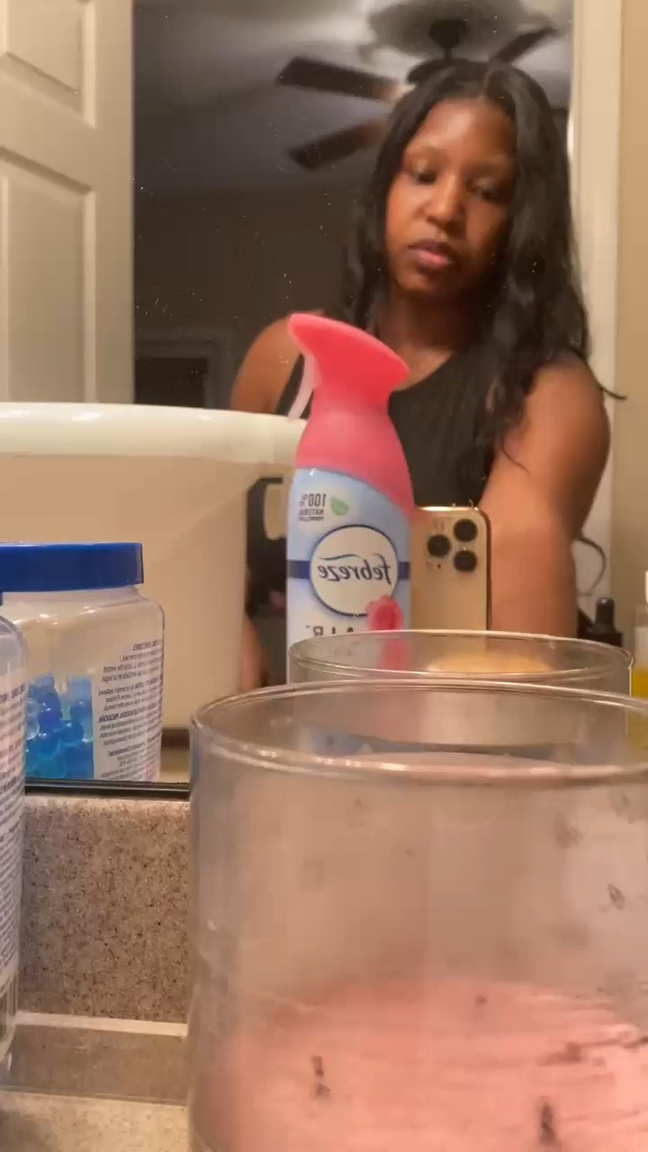 Made it home from work and tell me why nobody called or texted me to take anything out the freezer 😩😂 So tonight… everybody is on their own for dinner!

What y’all eating tonight? I need some ideas for tomorrow 👀🍽️

#MomLife #EveningVibes #WhatsForDinner #WorkingMom #RealLifeMoments

#LTKmomlife