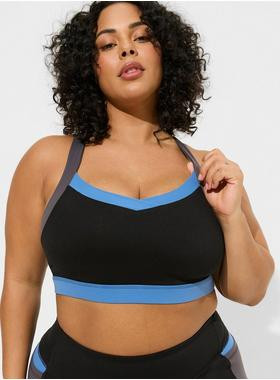 Low-Impact Wireless V-Neck Active Sports Bra | Torrid (US & Canada)