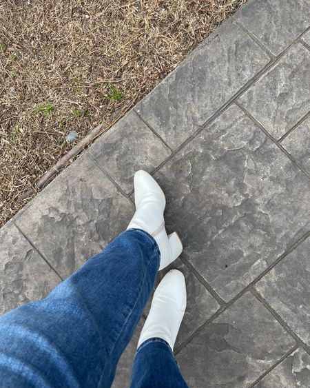 The best white boots for winter/springs looks! Or bride to be 👰🏻‍♀️ Super comfy too 🥰 

#LTKwedding #LTKunder100