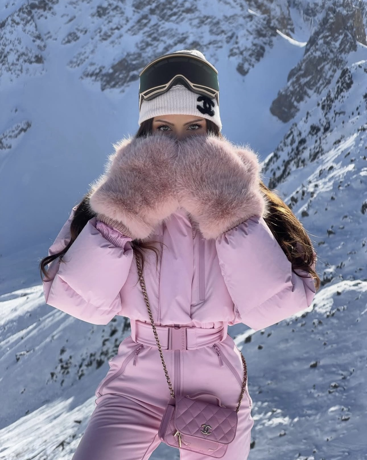 Snowy days, warm heart 🩷

#LTKeurope #LTKwinter #LTKtravel