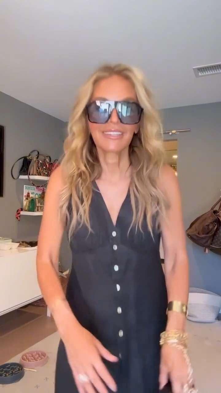 Your sign to throw on something cute and romantic for no reason 💫 

 #LTKStyleTip #LTKShoeCrush #LTKItBag