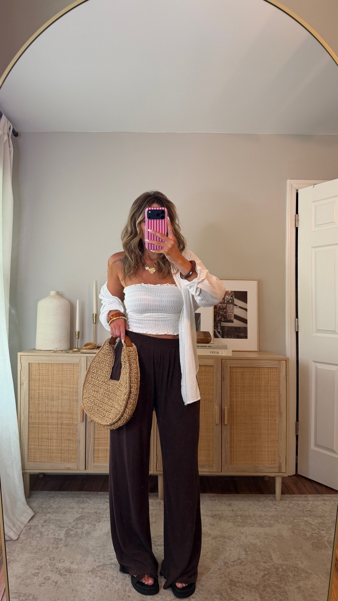 easy effortless vacation outfits! size M top + bottoms. for anything vici use code LEANN35 for 35% off! vacation outfits, summer outfits, beach outfits, amazon

#LTKootd