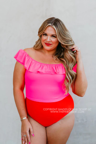 SASSY RED LIPSTICK X PINK DESERT RUFFLE MIDKINI IN VEGAS PINK | Pink Desert