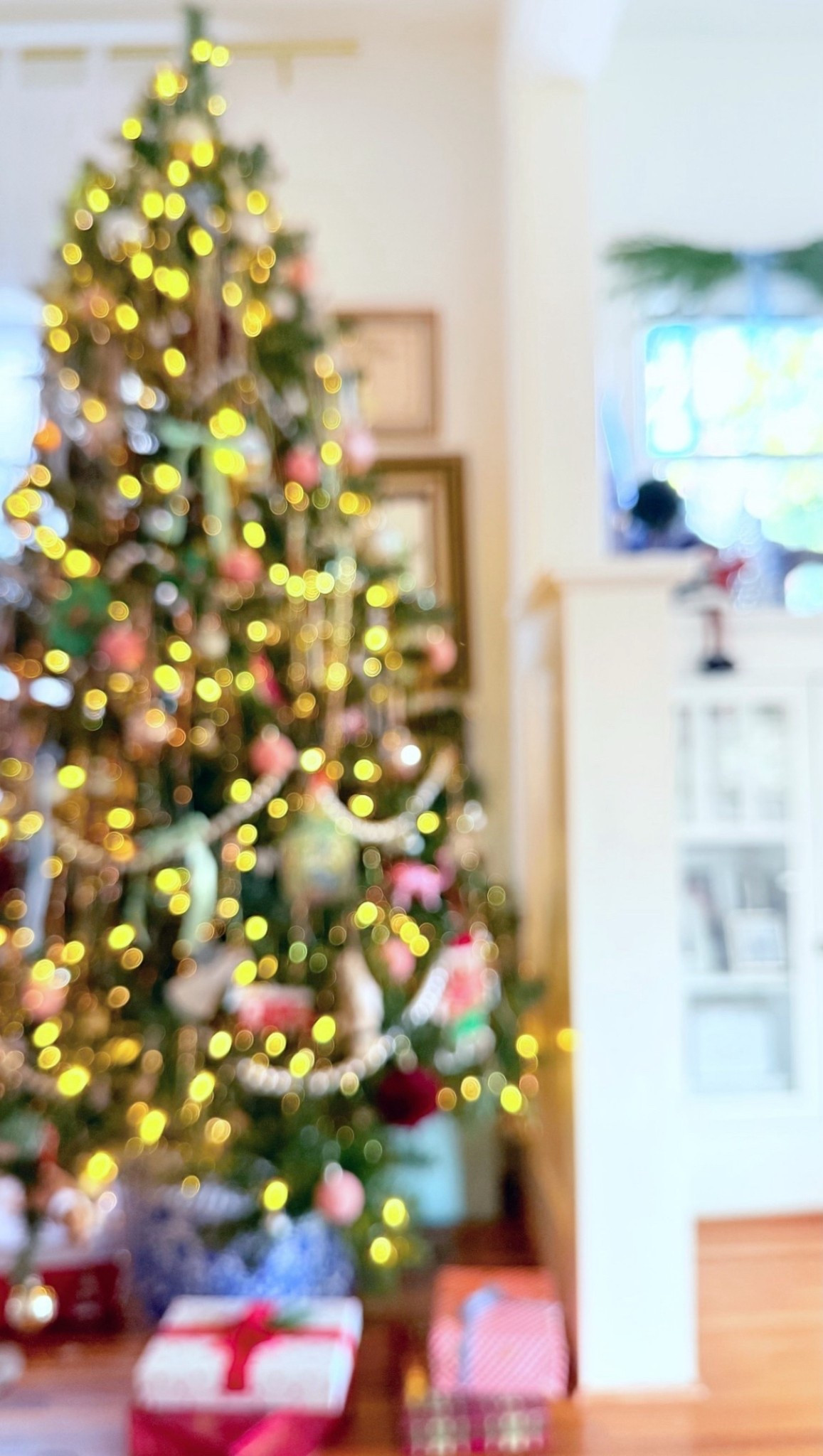 Christmas Tree Details

#LTKSeasonal #LTKHome #LTKHoliday