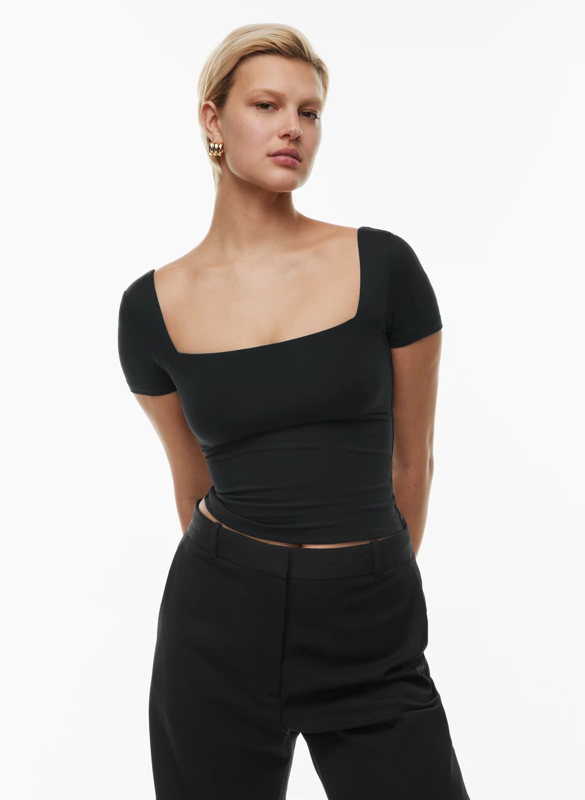 CONTOUR NEW SQUARENECK SHORTSLEEVE T-SHIRT | Aritzia