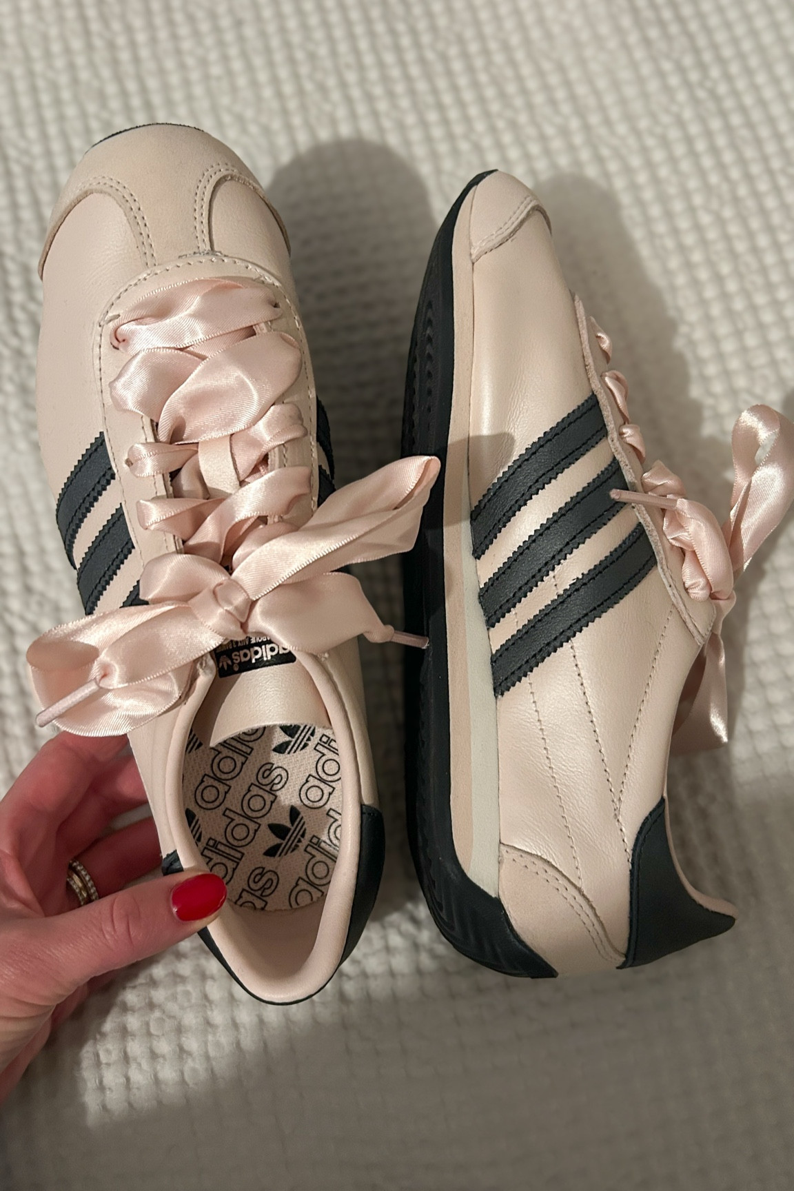 Adidas trainers of dreams 💭 Country OG
Currently 22% off 🙌

#LTKeurope #LTKireland #LTKstyletip
