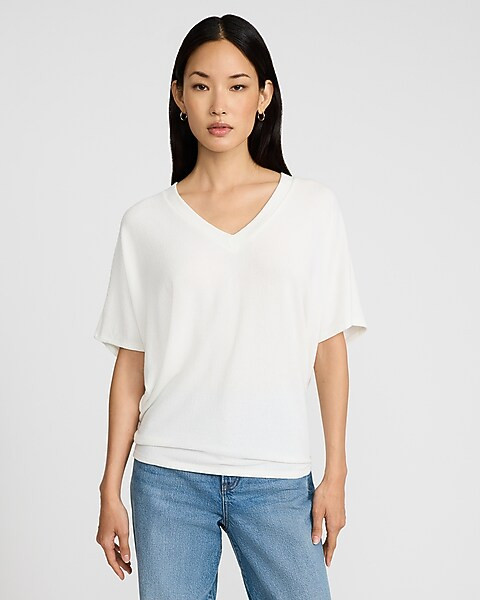 Relaxed Crepe V-Neck Short Sleeve Sweater | Express