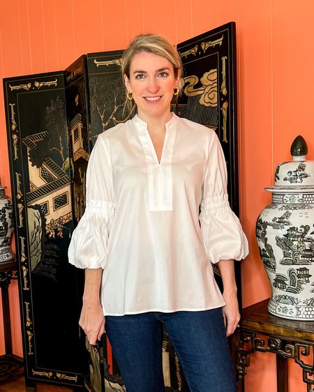 This is the Poplin Ruffle Sleeve Popover from Chicos. I love that this shirt is classic and clean with all the special details on the ruffles from the elbow down. This is that perfect combination of a tunic with feminine details. True to size.