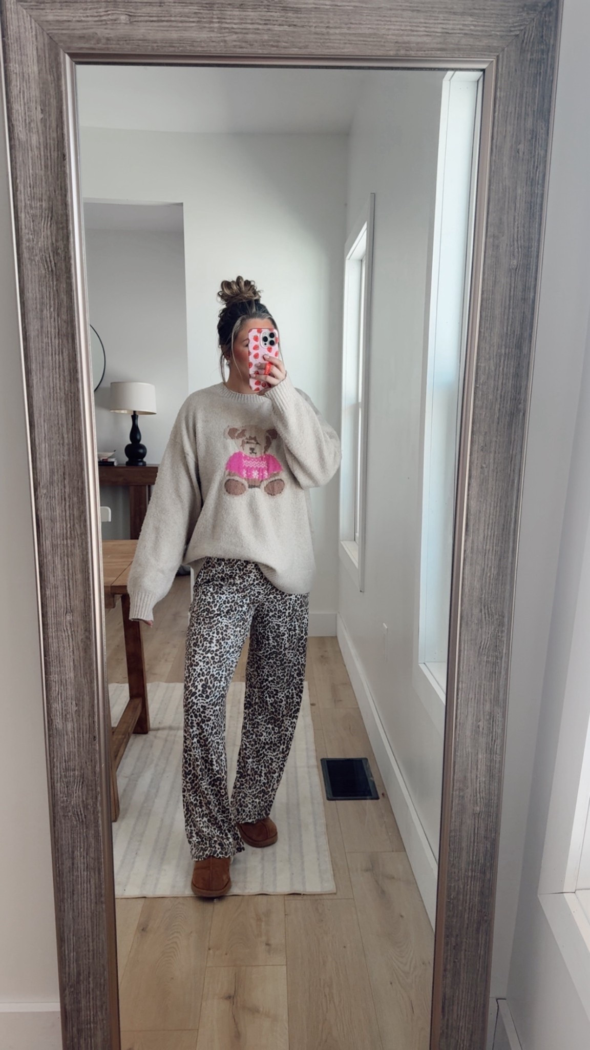 Snowed in ootd✨🫶🏼🧸

#LTKmorningroutine #LTKmomlife #LTKootd