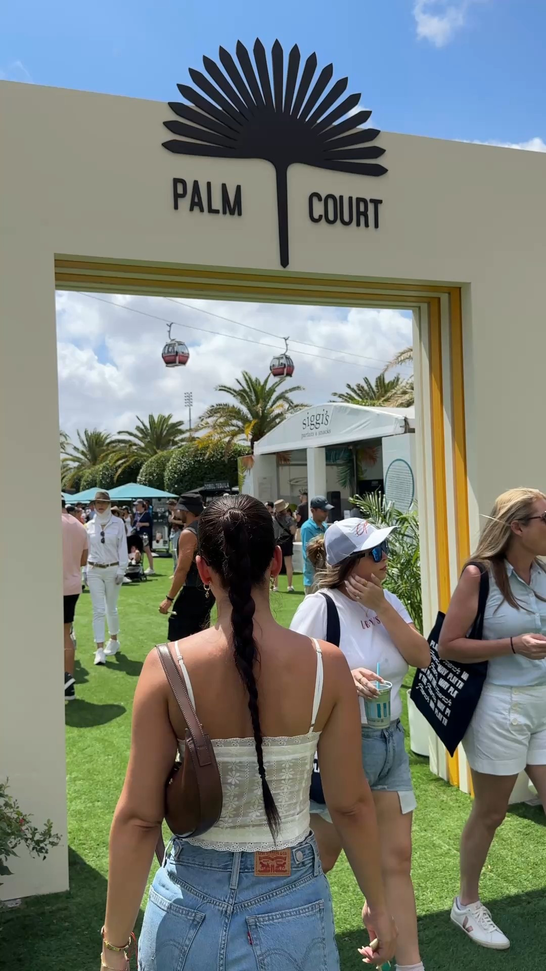 My Game Day Outfit at the Miami Open🎾🎾
Wearing the perfect Levi Adjustable Jeans
Size 27W x 31 L for reference 



#LTKSpringSale #LTKStyleTip #LTKFindsUnder100