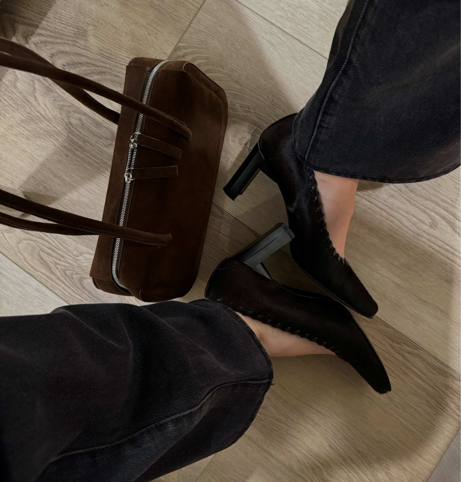 Similar bags to my brown suede bag! 
