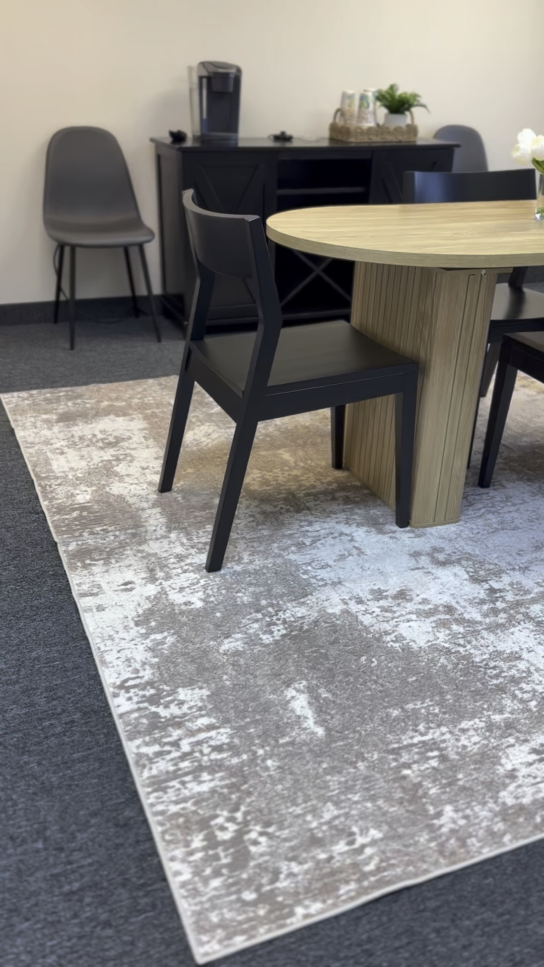 Office rug, neutral rug, dining rug, area rug, abstract rug, cozy rug, brown rugg

#LTKWatchNow #LTKHome #LTKSaleAlert