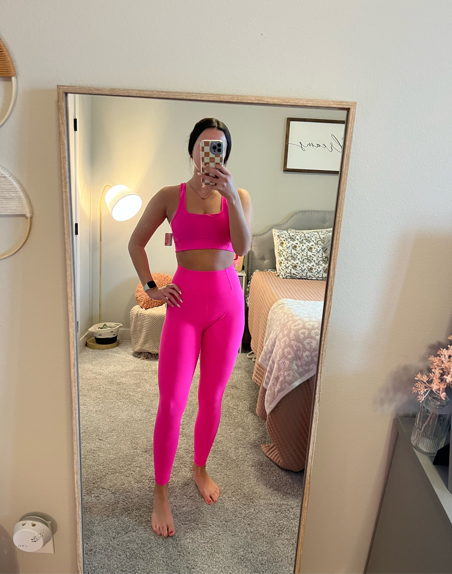 this fp set is everything + more💝🎀💖
I wear a size small in both! 