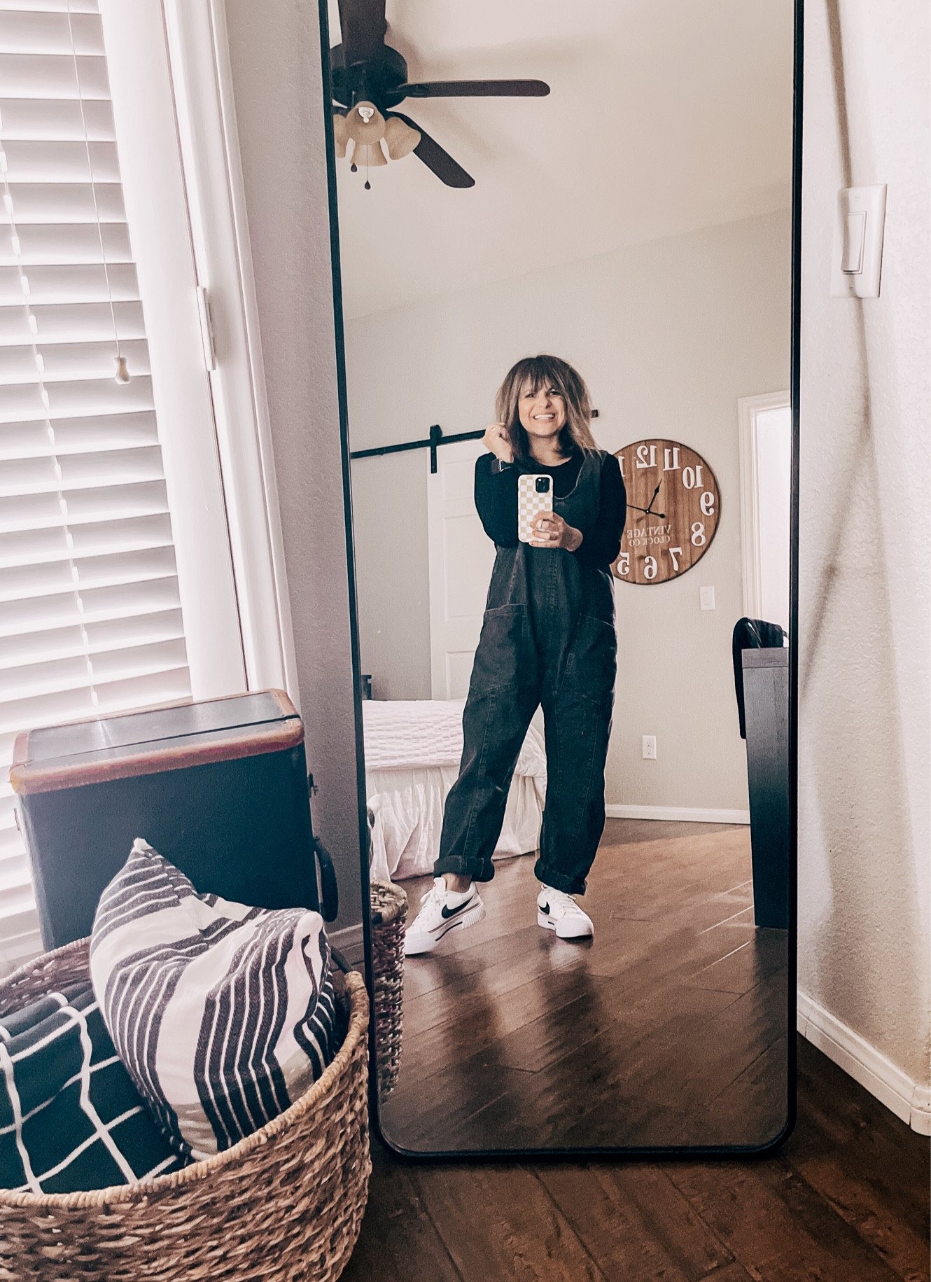 This jumpsuit is a splurge but well worth it! The fit is perfection! 



#outfitinspo #styleinspo #outfitinspiration #styleinspiration #outfitoftheday #lookoftheday #styleblog #fashionblog #dailystyle 
#momblog #mom #mommastyle #momstyle #freepeople

#LTKstyletip #LTKshoecrush