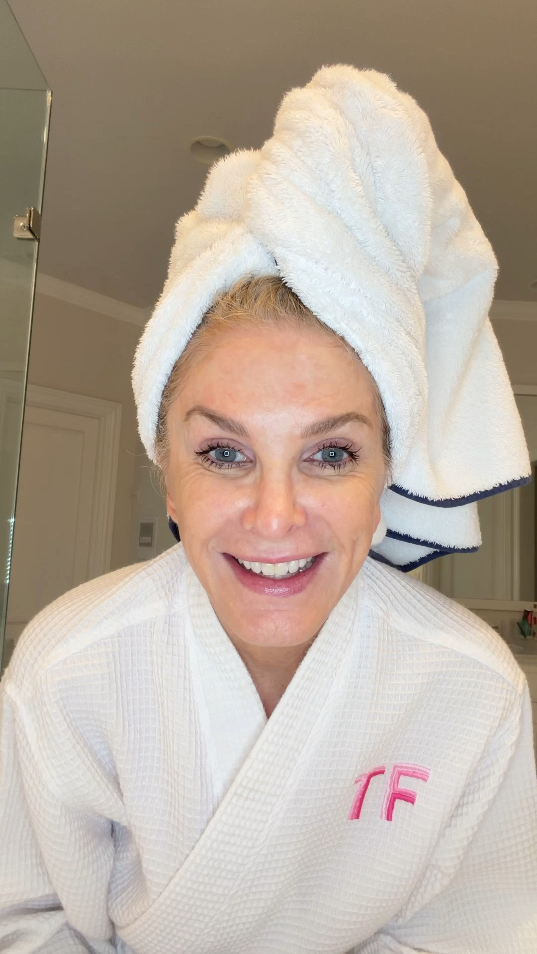 Everything shower day routine. 
Hair: K18
Hair Tools: Dyson & T3
Body: UBeauty - code TANYA20
Tinted Moisturizer: One Skin  Light/Medium
Foundation: color 4.5
Merit Trio - Blush, Lio liner and lip gloss
Chantelle concealer - Ivory 
Sarah Creal brightened - K. Bye 
Sarah Creal eyeliner in Maritime

#LTKgrwm #LTKOver40 #LTKBeauty
