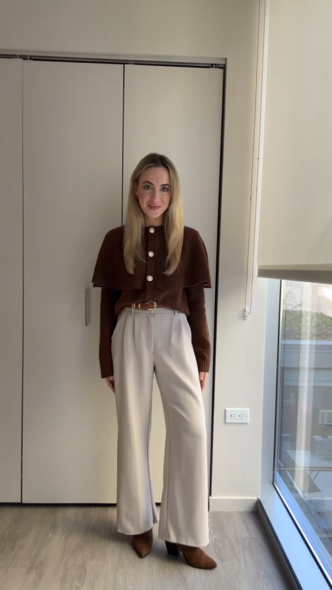 Chicago: Daily Outfit Workwear 

ootd style fashion, Chicago outfit, workwear, office outfit, Abercrombie Sloane pants, petite pants, Nordstrom sweater, winter workwear outfit, women’s fashion, brown neutrals 

#LTKgrwm #LTKootd #LTKvlog