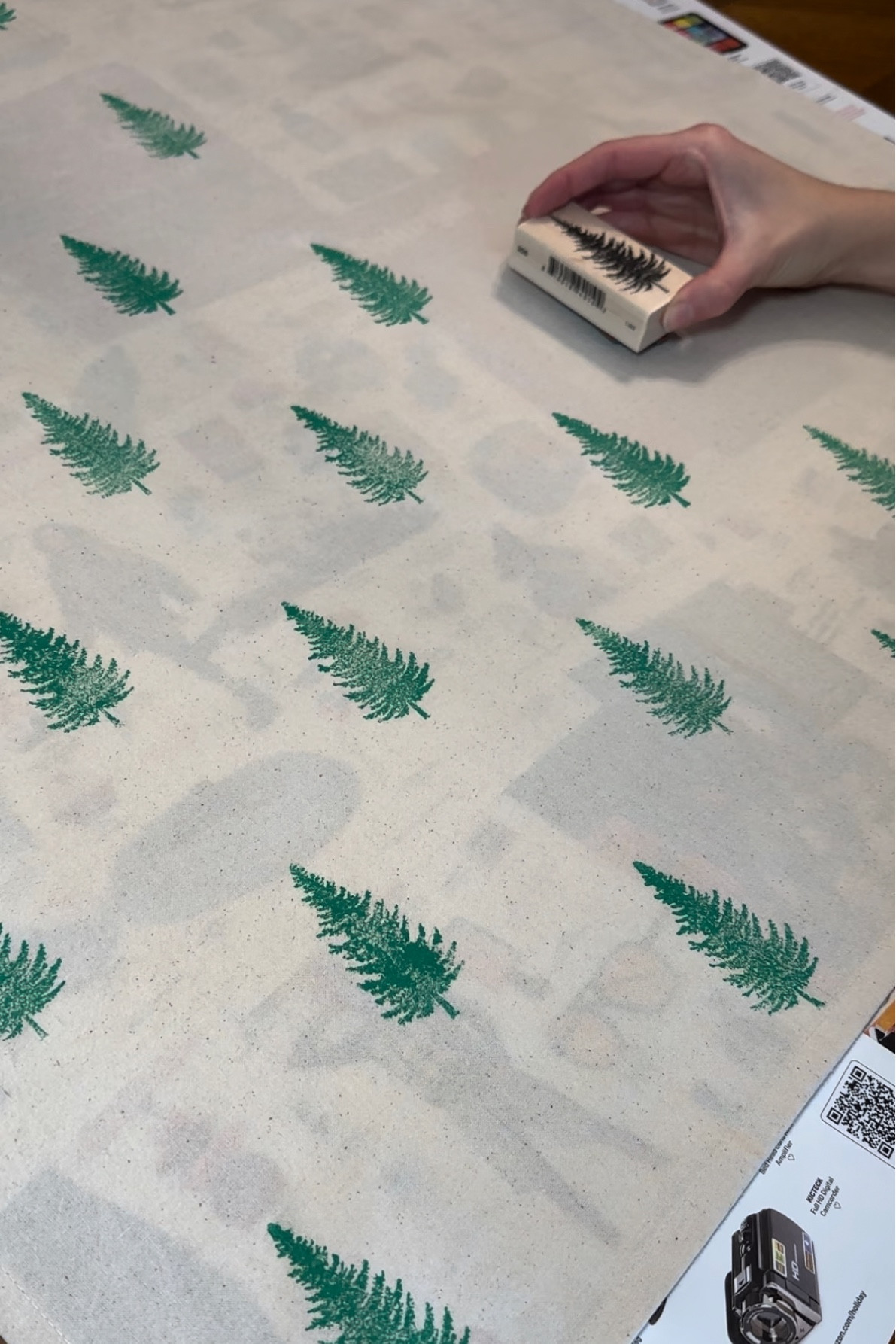 Materials for diy stamped dish towels

Last minute Christmas gift idea 

#LTKHoliday #LTKGiftGuide