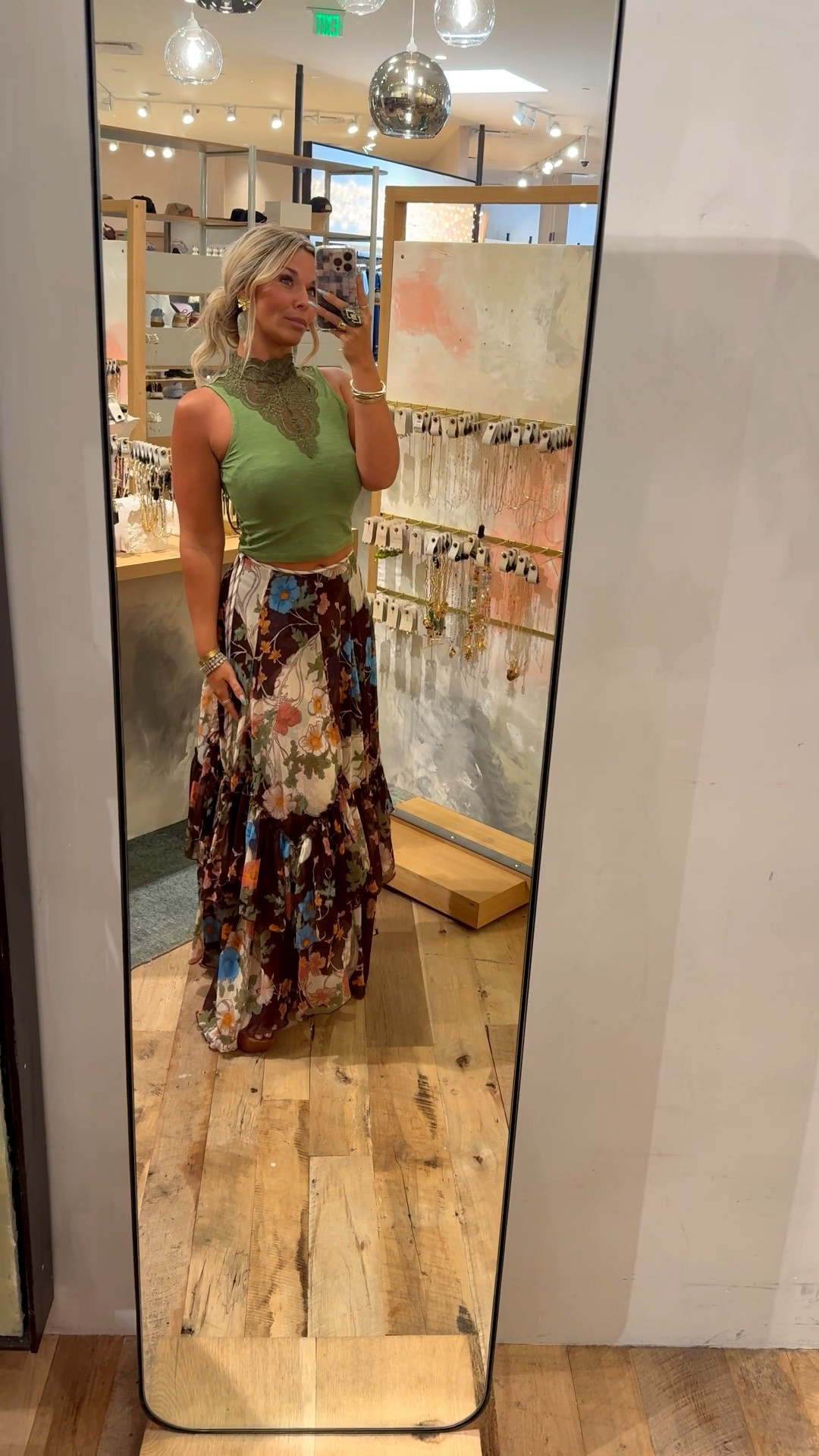 #ltkfashion #californiafallstyle #falloutfitinspo #coastalfeminine #greentankstyle #floralskirtseason #bohochicfall #elevatedcasualstyle #warmfallvibes #lightlayers #falltransitionoutfit #earthytonefashion #feminineboho #lagunastyle #ltkstyle #fallwardrobeedit #effortlessautumn #outfitinspo #shopmylinks #coastalcaliforniafall

#LTKSeasonal #LTKFindsUnder100 #LTKGiftGuide