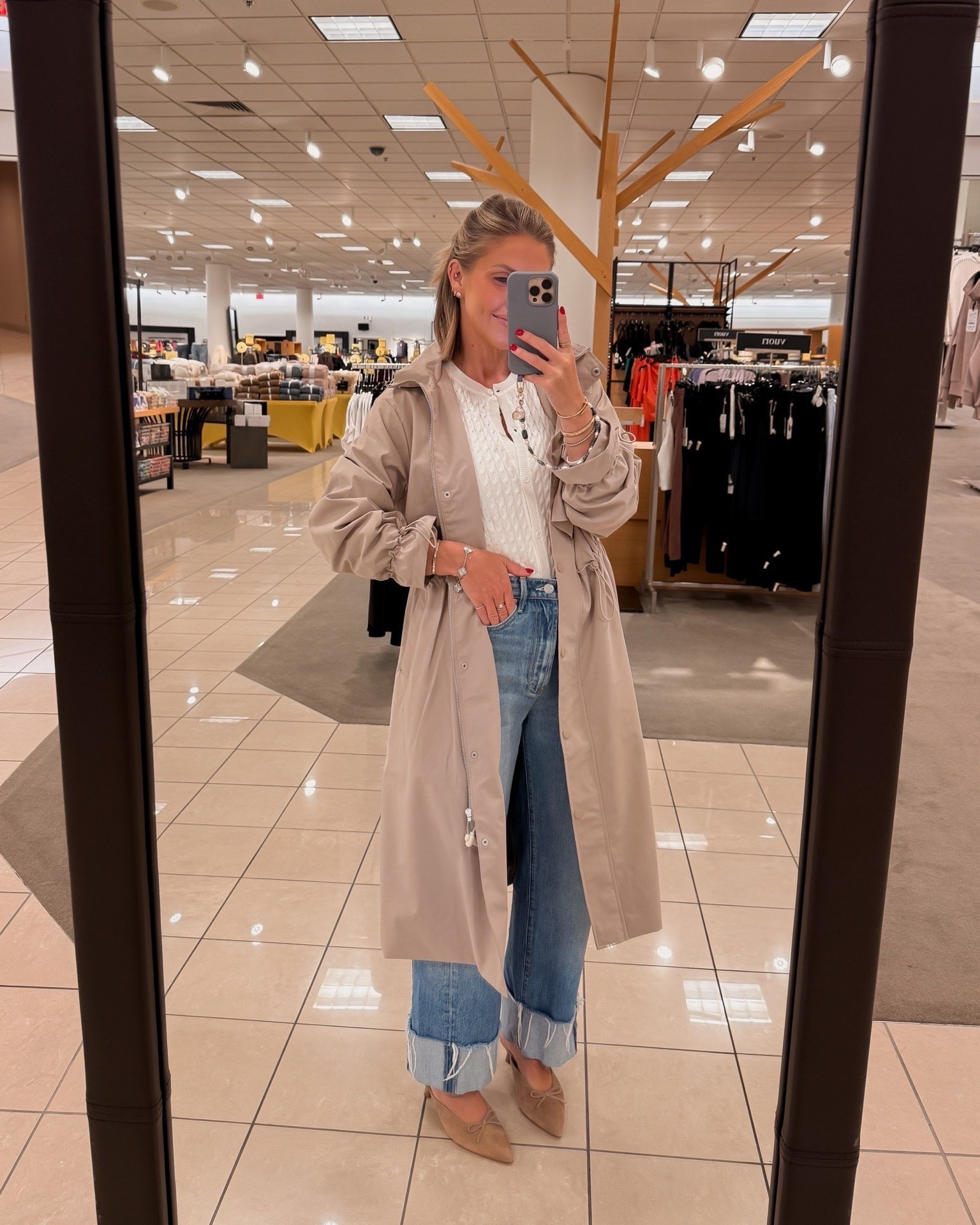 I can’t believe this 3 in 1 trench is still in stock! I did the extra small and it’s one of my favorite finds! XS sweater / 24 jeans

#LTKootd #LTKSaleAlert #LTKPetite