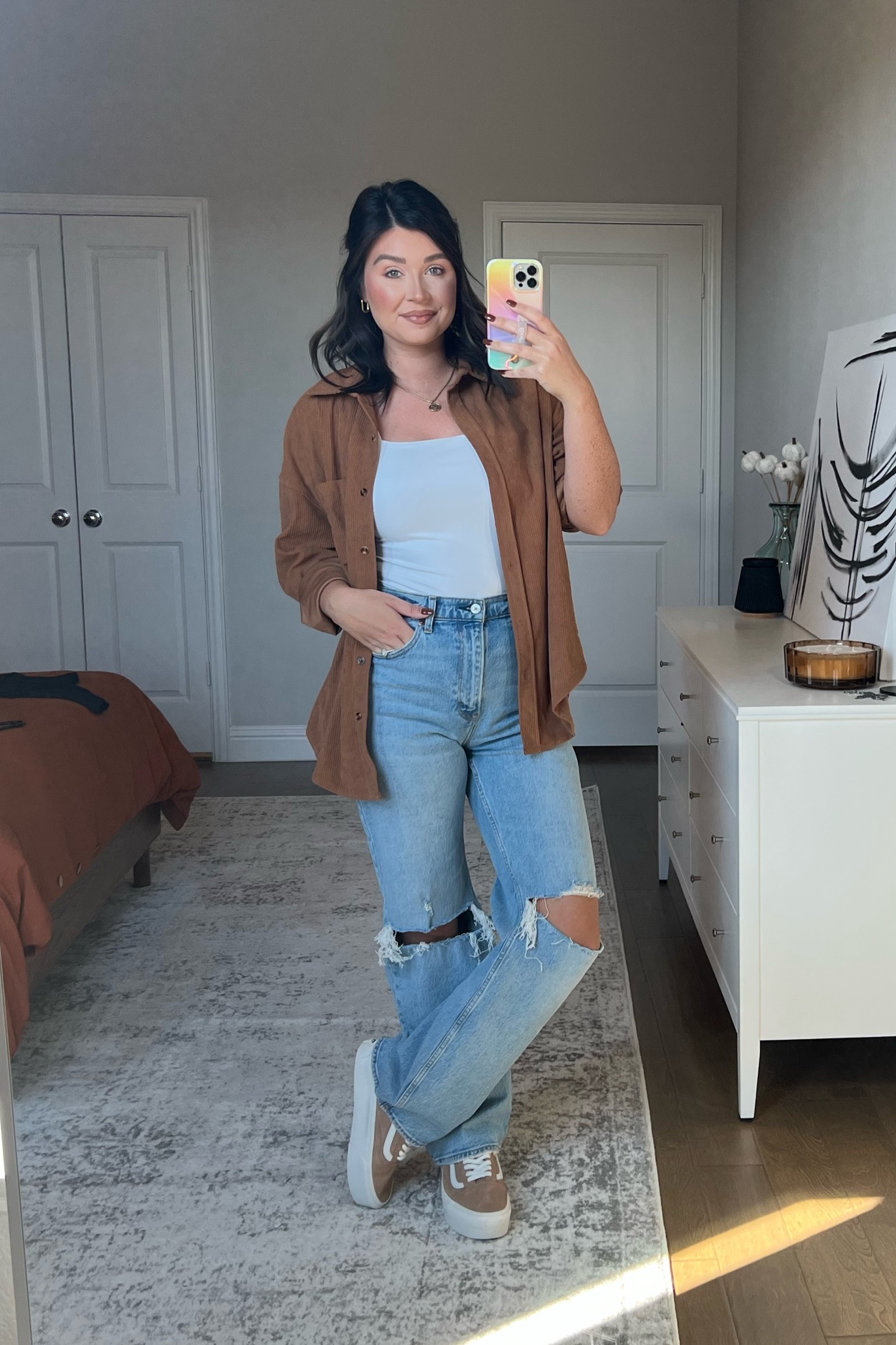 90s Jeans x Bodysuit and Button Up  Outfits, Jeans and bodysuit, Urban  outfitters men