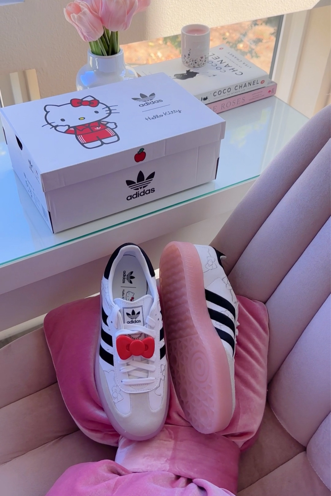 adidas × Hello Kitty★Sambae サンベイ 送関込 adidas Hello Kitty x Sambae White Black Clear Pink W from