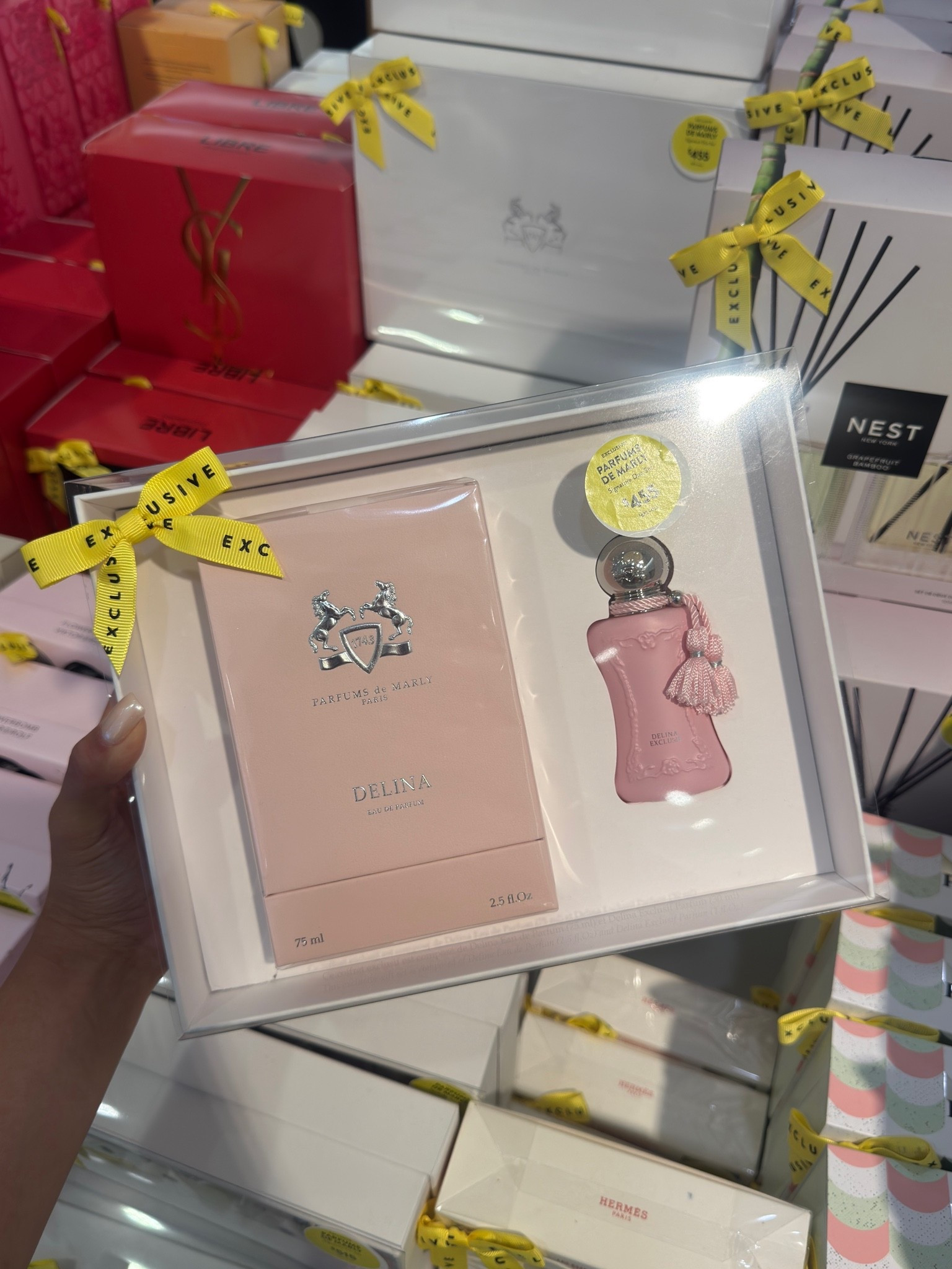 Delina sets! Smells so feminine and soft 💗 you get a full sized Delina and small sized Delina Exclusif in this

#LTKSaleAlert #LTKBeauty
