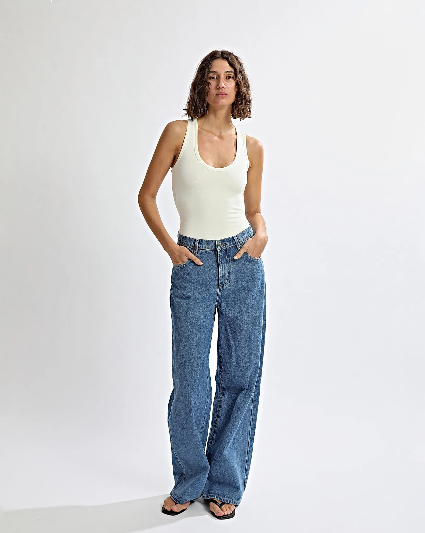 Amelia Tank Off White | One Mile