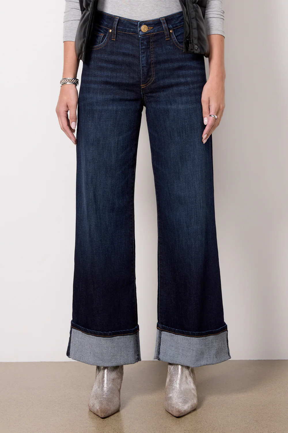 Meg w Cuff | Evereve