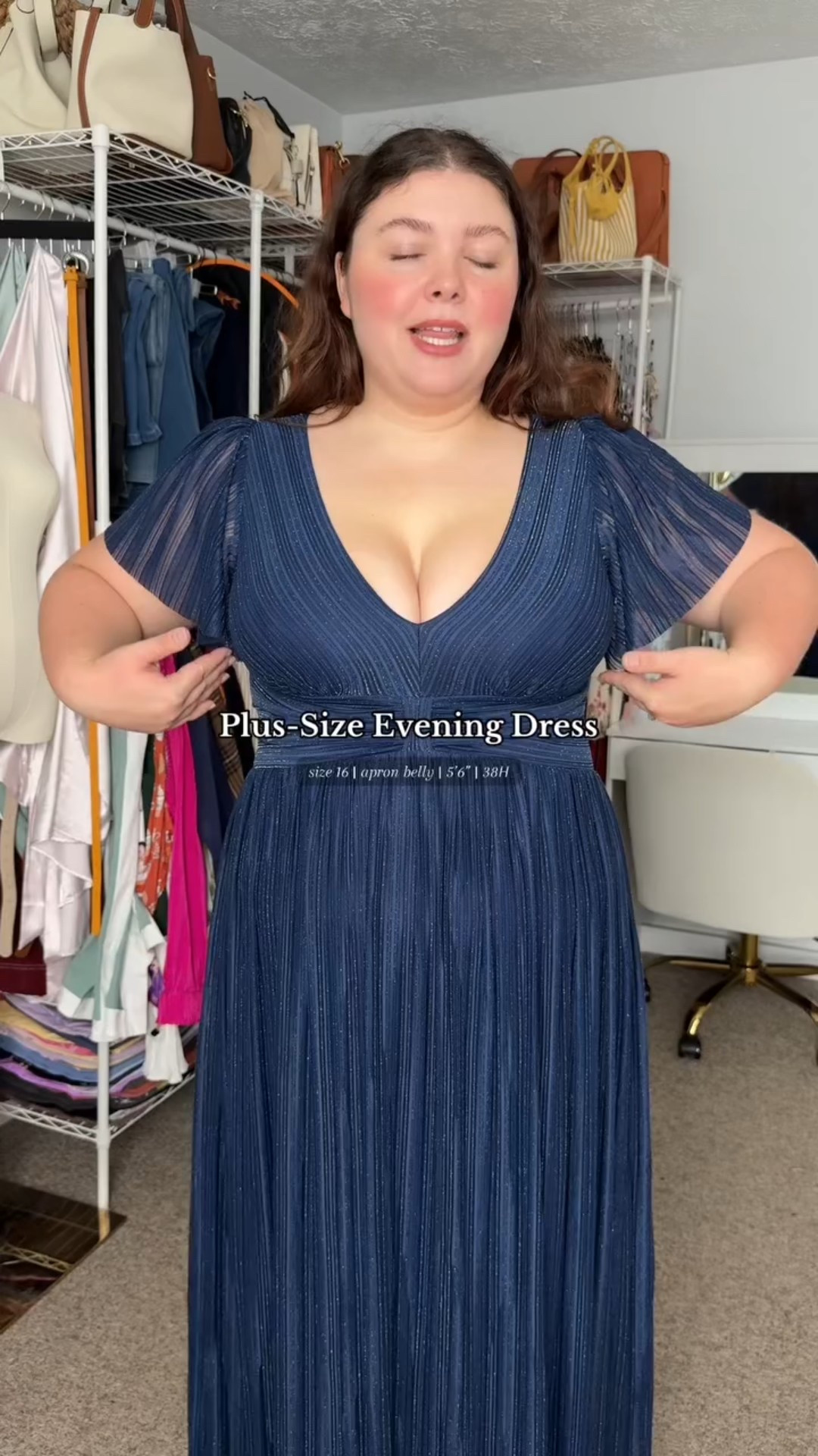 Plus-size evening dress with a little shimmer ✨ #plussizeeveningdress #eveningdress #TikTokShopCreatorPicks #TikTokShopBlackFriday #CreatorIcons

#LTKPlusSize