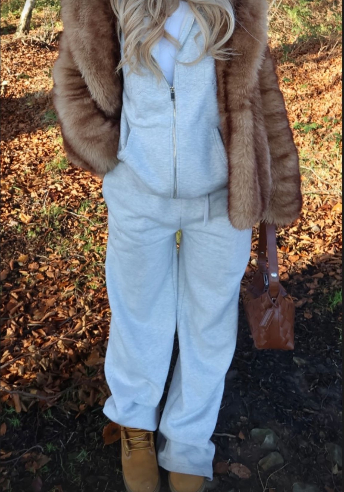 🧸✨

Faux fur jacket, winter coat, athleisure, joggers, hoodie, winter outfit

#LTKfestive #LTKwinter #LTKuk
