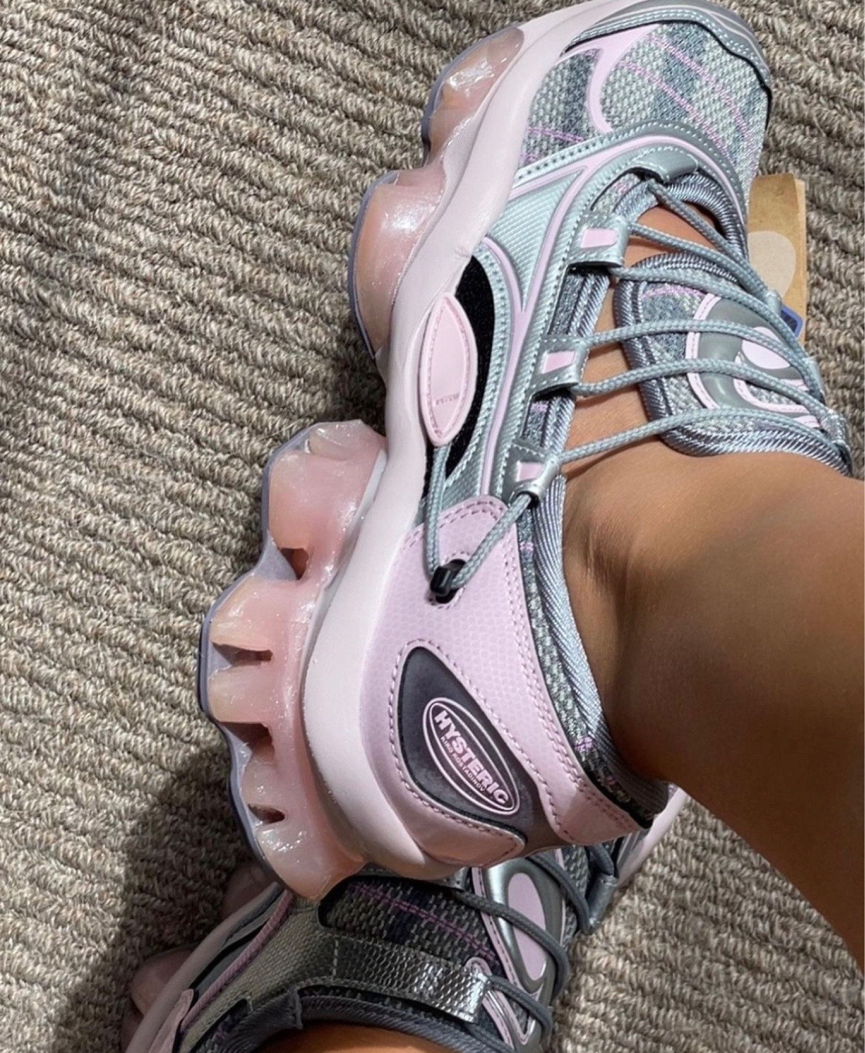 the coolest shoes i’m ever to own 🙏🏼