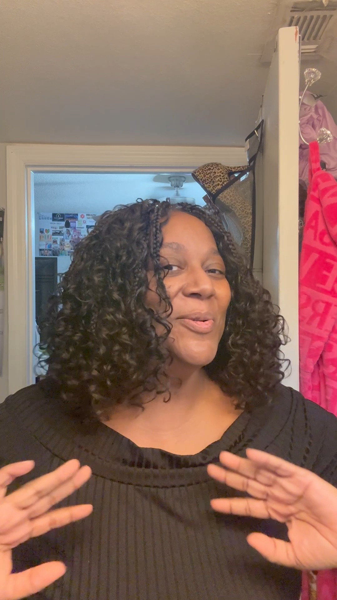 Boho braids without spending hours in the salon! 😍✨ This Frodio Short Curly Boho Braided Wig features gorgeous water wave curls, 13x6 HD lace, and a natural-looking finish. It’s glueless, beginner-friendly, and comes with pre-cut lace for easy styling. Loving this 12-inch look! 💕

#bohobraidedwig #curlybraidedwig #gluelesswig #protectivestyles #braidedwigs