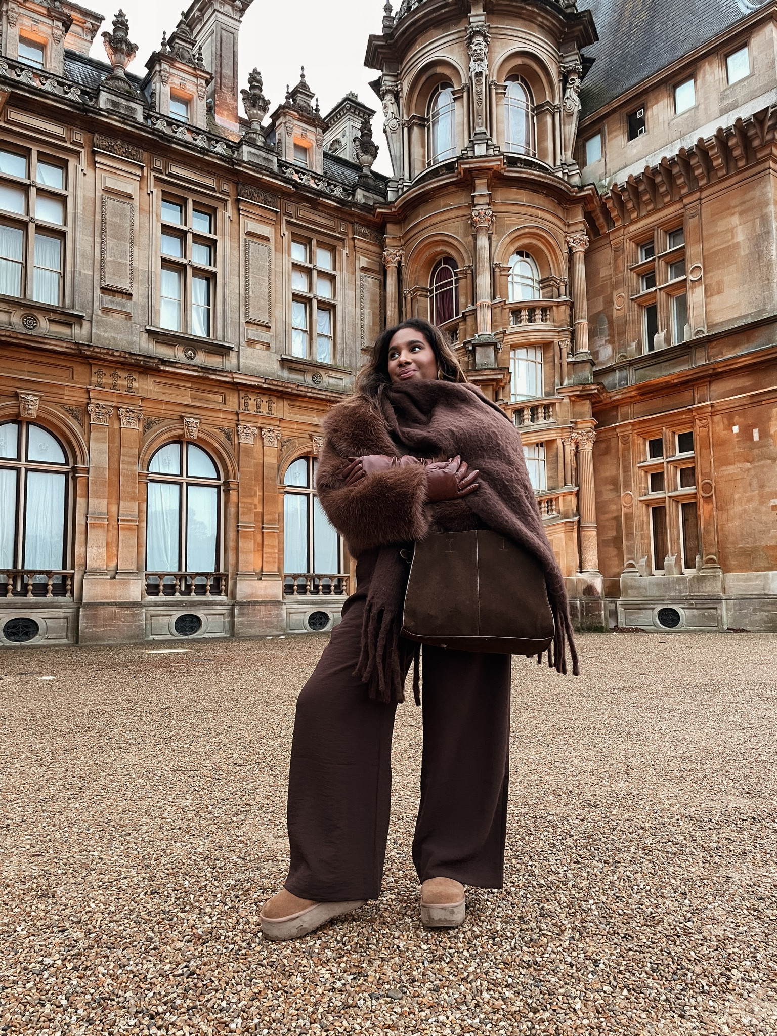 Chocolate brown 🐻

Coat is Zara 6318/021/700
Trousers are linked
Bag is linked
Uggs are linked
Gloves are asos (alternative linked)
Earrings are linked
Scarf is linked 

#LTKuk #LTKmidsize #LTKwinter