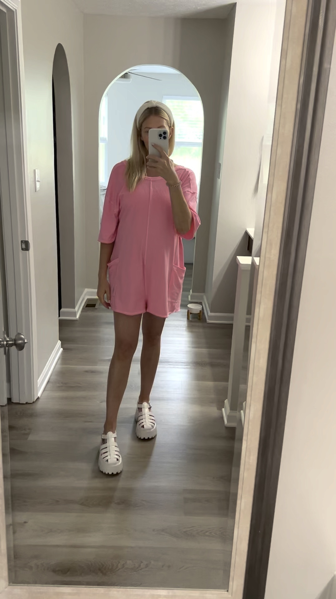 My color is sold out, but lots of other colors to choose from. Wearing size xs. 

Hot shot 
Romper
One side
Tee
Oversized 
Fisherman sandals 
Top knot headband 
Maternity 
Bump friendly 
Platform

#LTKBump #LTKStyleTip #LTKFindsUnder100