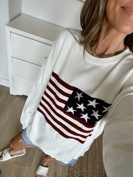 This American flag sweater 😍 so soft and so perfect. In a medium! Size 25 shorts  

#LTKfindsunder100 #LTKfindsunder50 #LTKsalealert