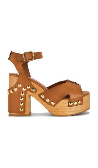 Free People Cecily Clog in Brown. - size 8.5 | Revolve Clothing (Global)